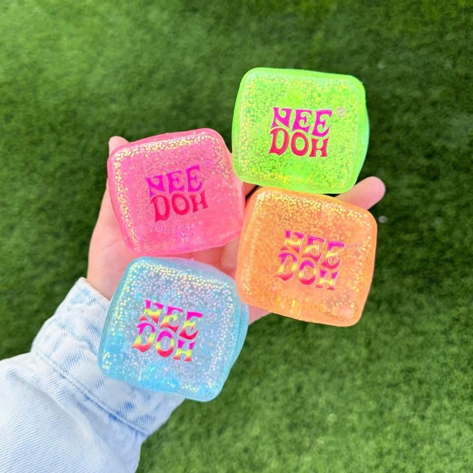 ND Glitter Glow in the Dark Cubes