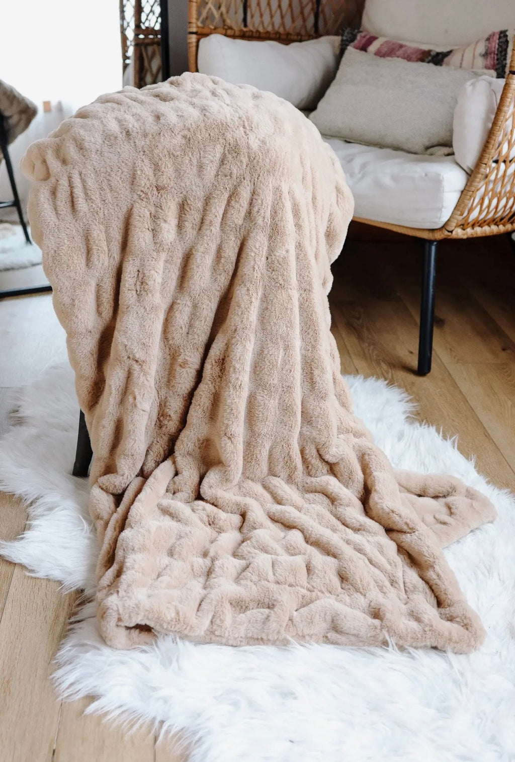 Cuddle Luxe Cloud Blankets