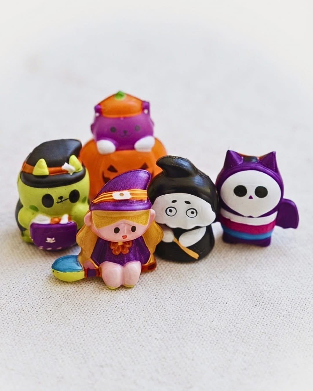 Halloween Squishy Tub (15 pc)